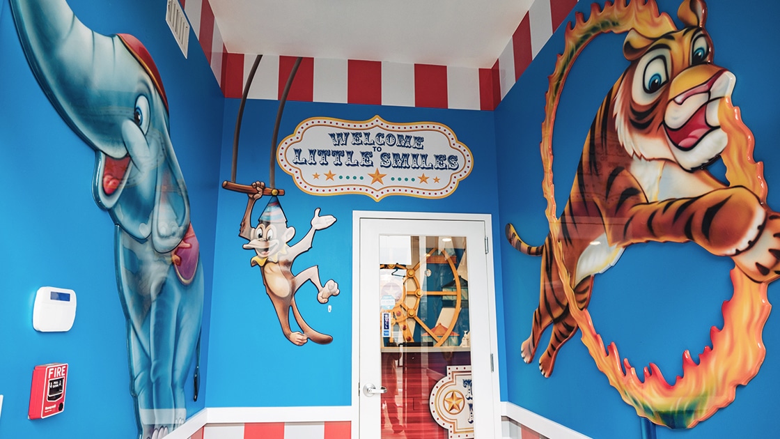 Circus Animals Wall Photo